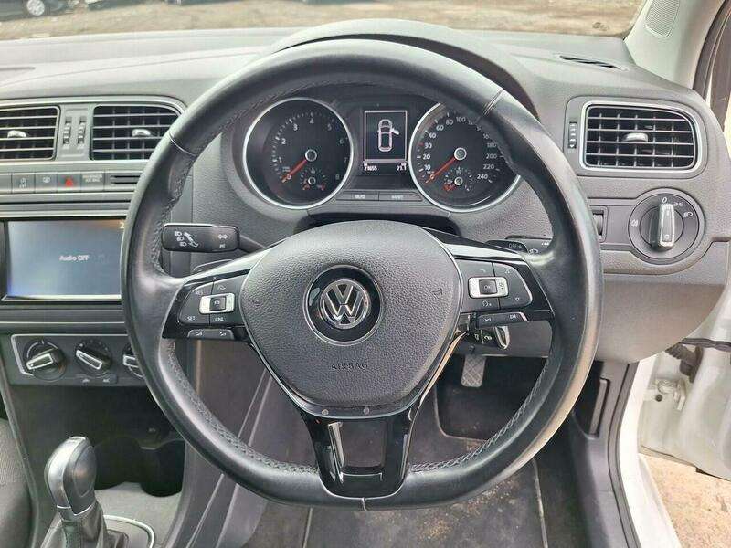 2015 VOLKSWAGEN POLO 2015 VOLKSWAGEN POLO
