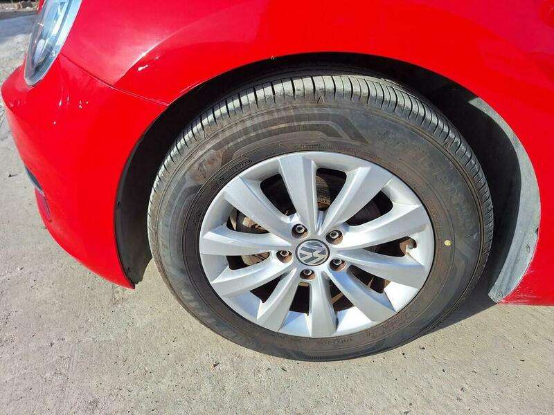 2015 VOLKSWAGEN BEETLE 2015 VOLKSWAGEN BEETLE