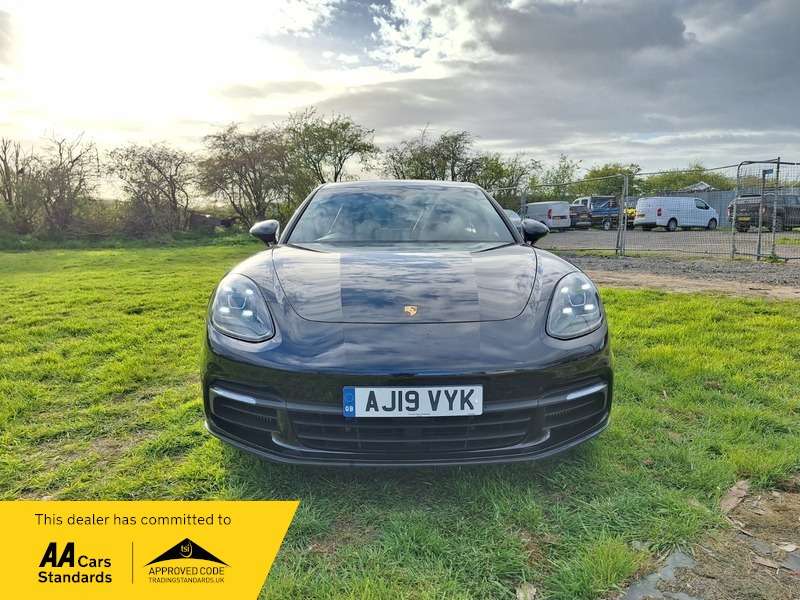 A 2019 PORSCHE PANAMERA 2.9 V6 E-Hybrid 14kWh 4 Saloon 5dr Petrol Plug-in Hybrid PDK 4WD Euro 6 (s/s) (462 ps) A 2019 PORSCHE PANAMERA 2.9 V6 E-Hybrid 14kWh 4 Saloon 5dr Petrol Plug-in Hybrid PDK 4WD Euro 6 (s/s) (462 ps)