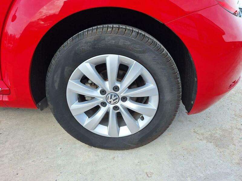 2014 VOLKSWAGEN BEETLE 2014 VOLKSWAGEN BEETLE