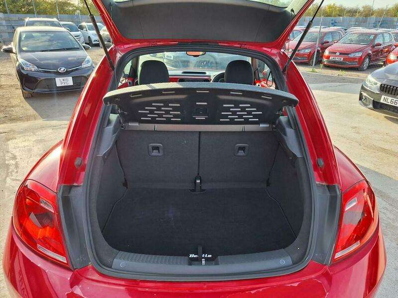 2015 VOLKSWAGEN BEETLE 2015 VOLKSWAGEN BEETLE