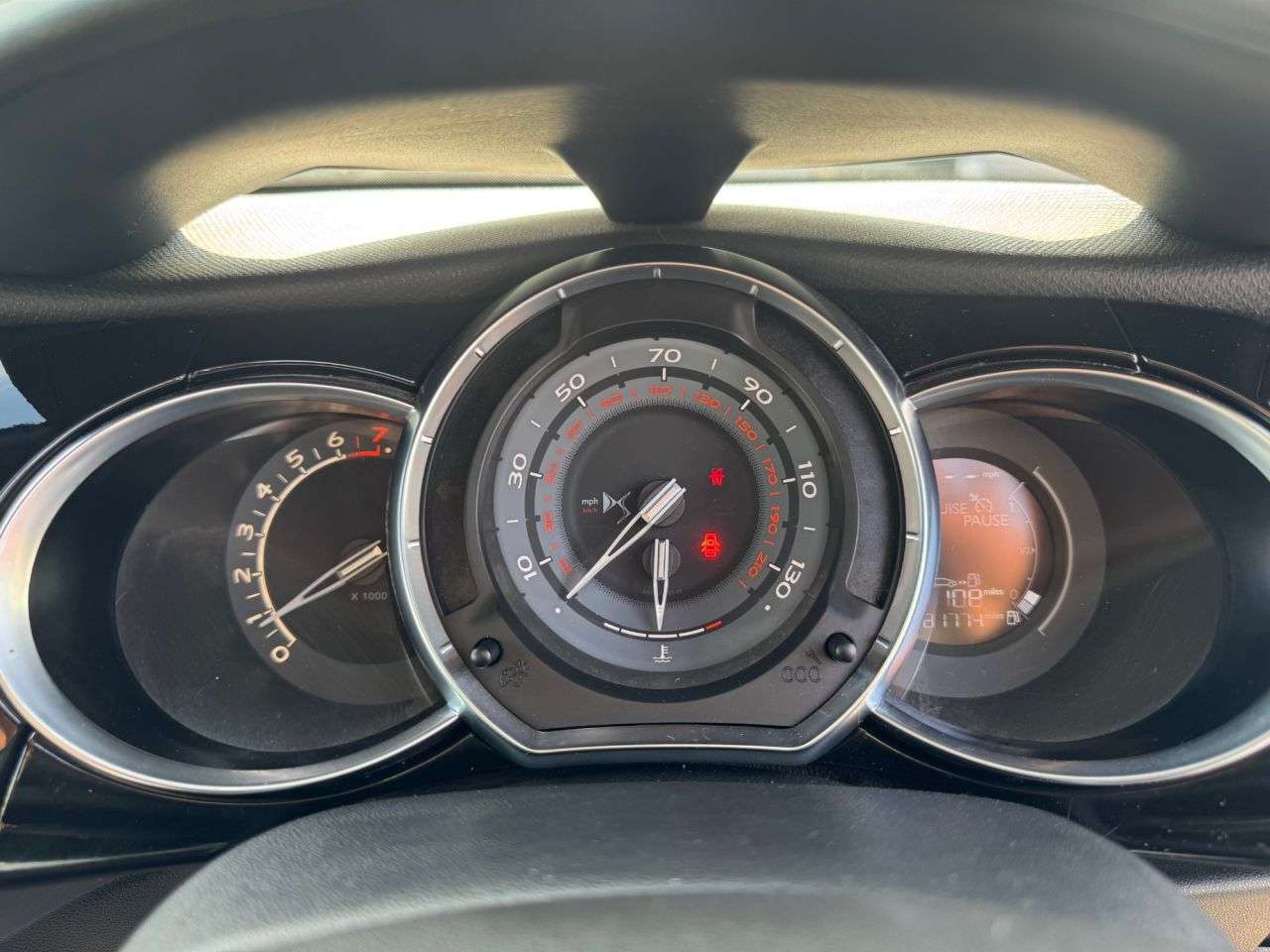 2016 DS AUTOMOBILES DS 3 2016 DS AUTOMOBILES DS 3