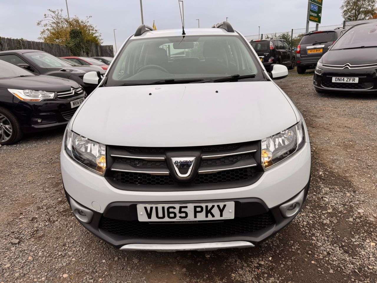 A 2015 DACIA SANDERO STEPWAY 1.5 dCi Laureate Hatchback 5dr Diesel Manual Euro 6 (s/s) (90 ps) ** 3 Mont A 2015 DACIA SANDERO STEPWAY 1.5 dCi Laureate Hatchback 5dr Diesel Manual Euro 6 (s/s) (90 ps) ** 3 Mont