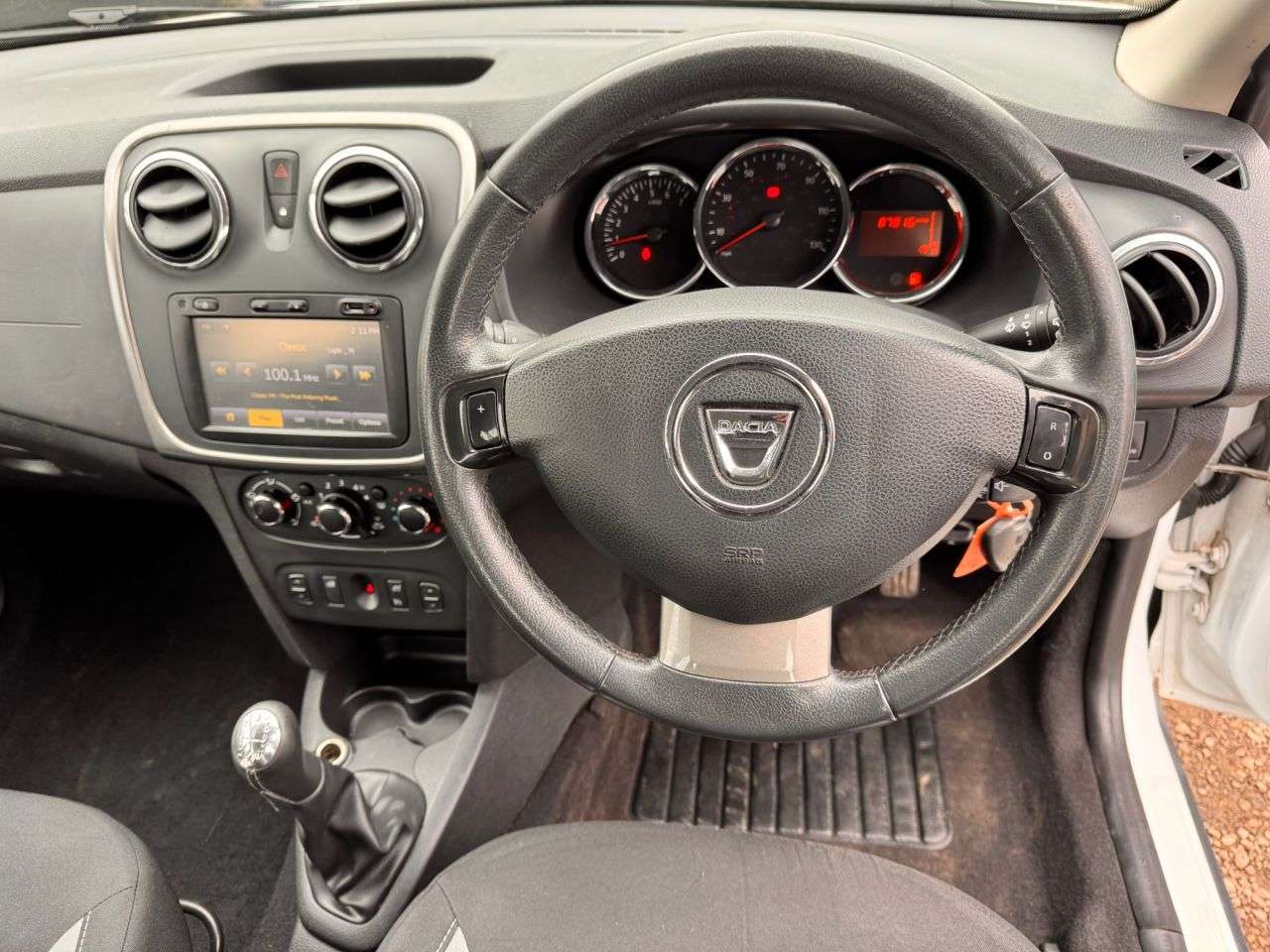 2015 DACIA SANDERO STEPWAY 2015 DACIA SANDERO STEPWAY