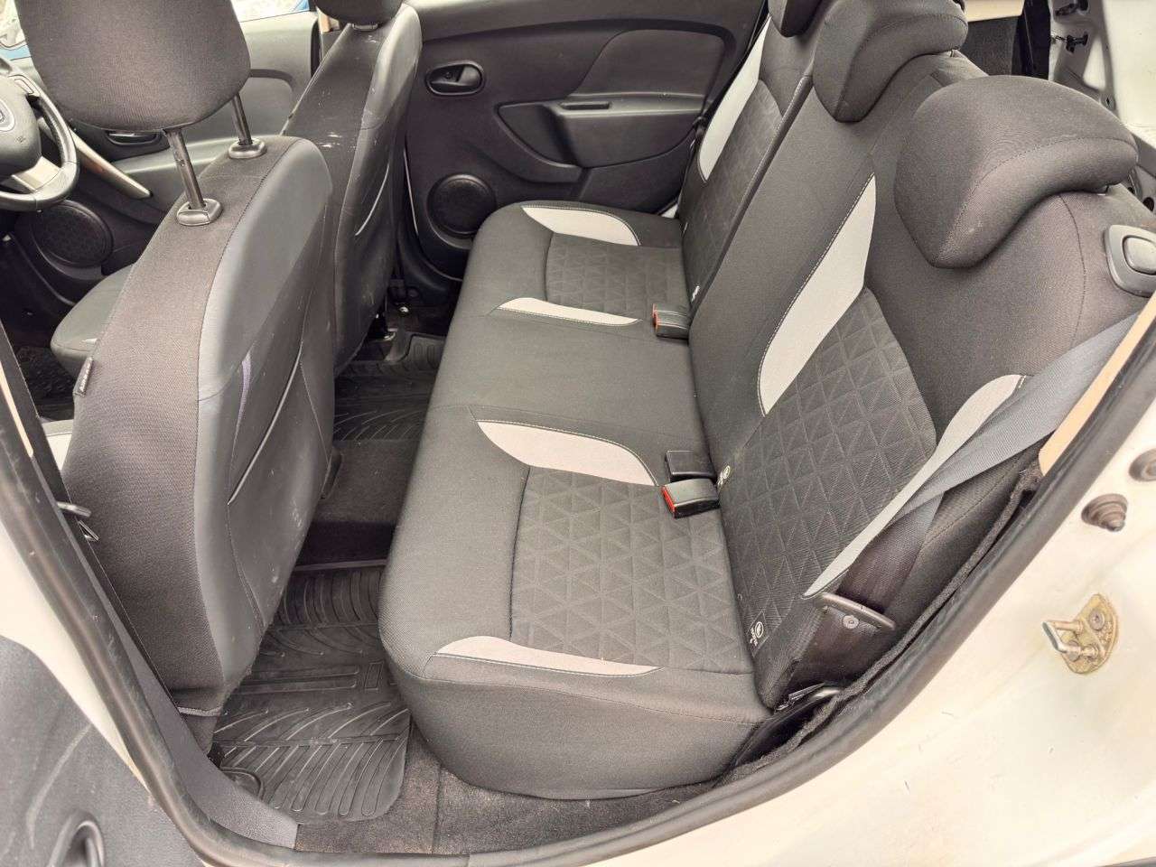 2015 DACIA SANDERO STEPWAY 2015 DACIA SANDERO STEPWAY