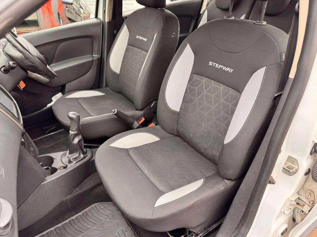 2015 DACIA SANDERO STEPWAY 2015 DACIA SANDERO STEPWAY