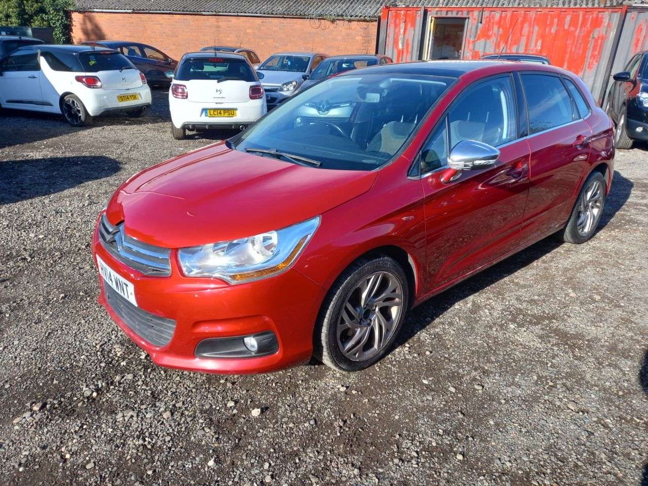 A 2014 CITROEN C4 1.6 e-HDi Selection Hatchback 5dr Diesel Manual Euro 5 (s/s) (115 ps) A 2014 CITROEN C4 1.6 e-HDi Selection Hatchback 5dr Diesel Manual Euro 5 (s/s) (115 ps)