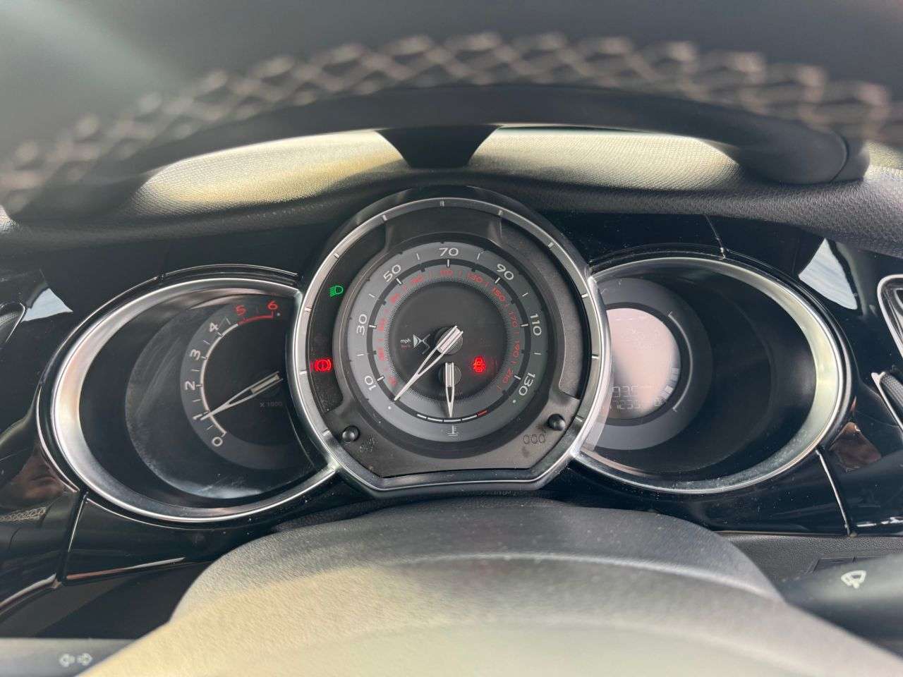 2016 DS AUTOMOBILES DS 3 2016 DS AUTOMOBILES DS 3