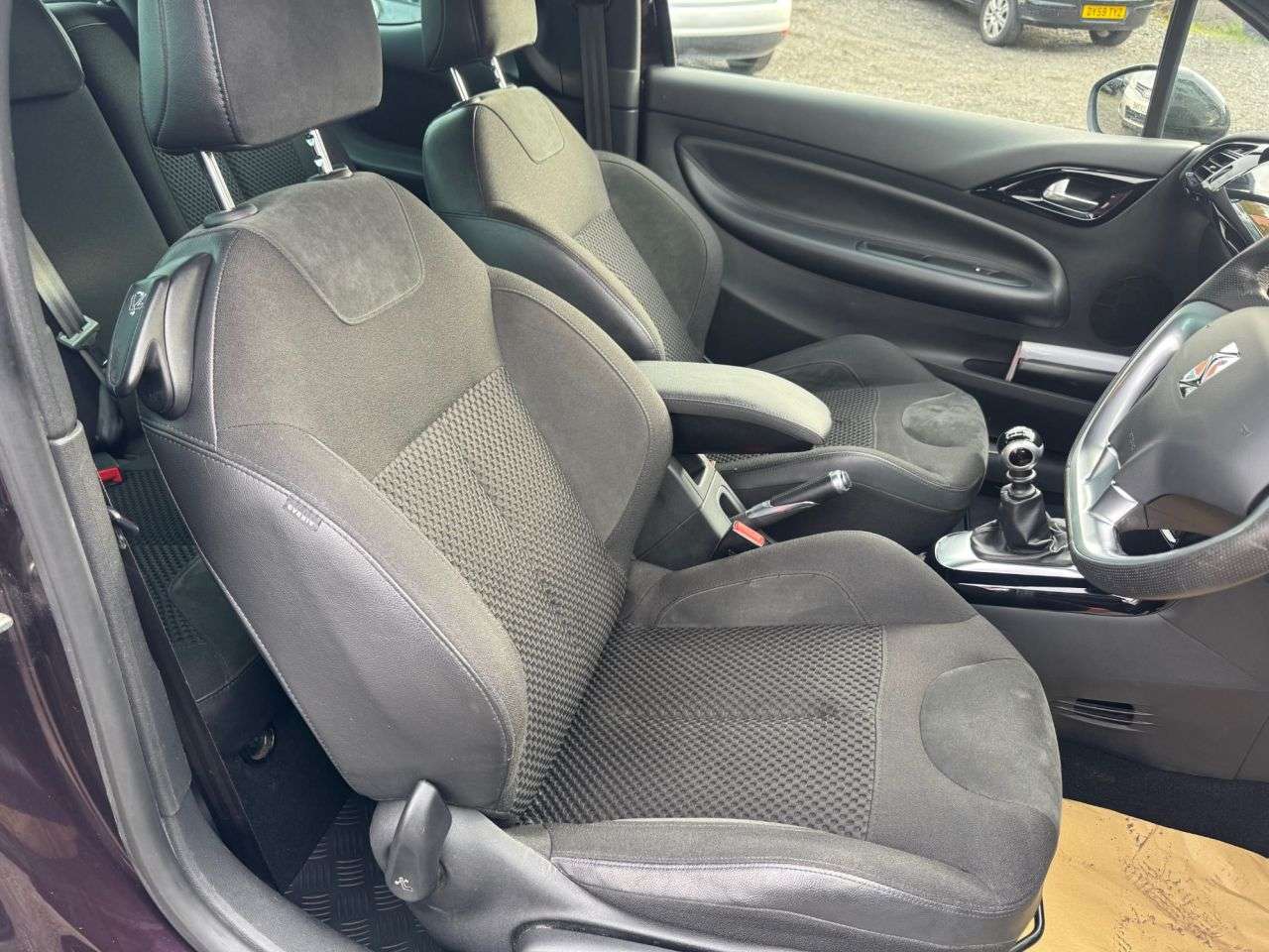 2016 DS AUTOMOBILES DS 3 2016 DS AUTOMOBILES DS 3