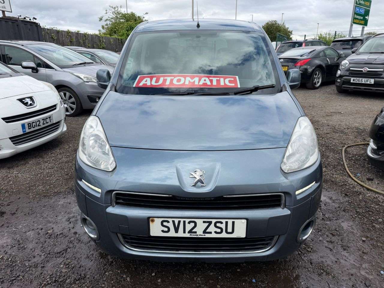 A 2012 PEUGEOT PARTNER TEPEE 1.6 HDi Tepee S MPV 5dr Diesel EGC (s/s) (125 g/km, 92 bhp) ** 3 Months War A 2012 PEUGEOT PARTNER TEPEE 1.6 HDi Tepee S MPV 5dr Diesel EGC (s/s) (125 g/km, 92 bhp) ** 3 Months War