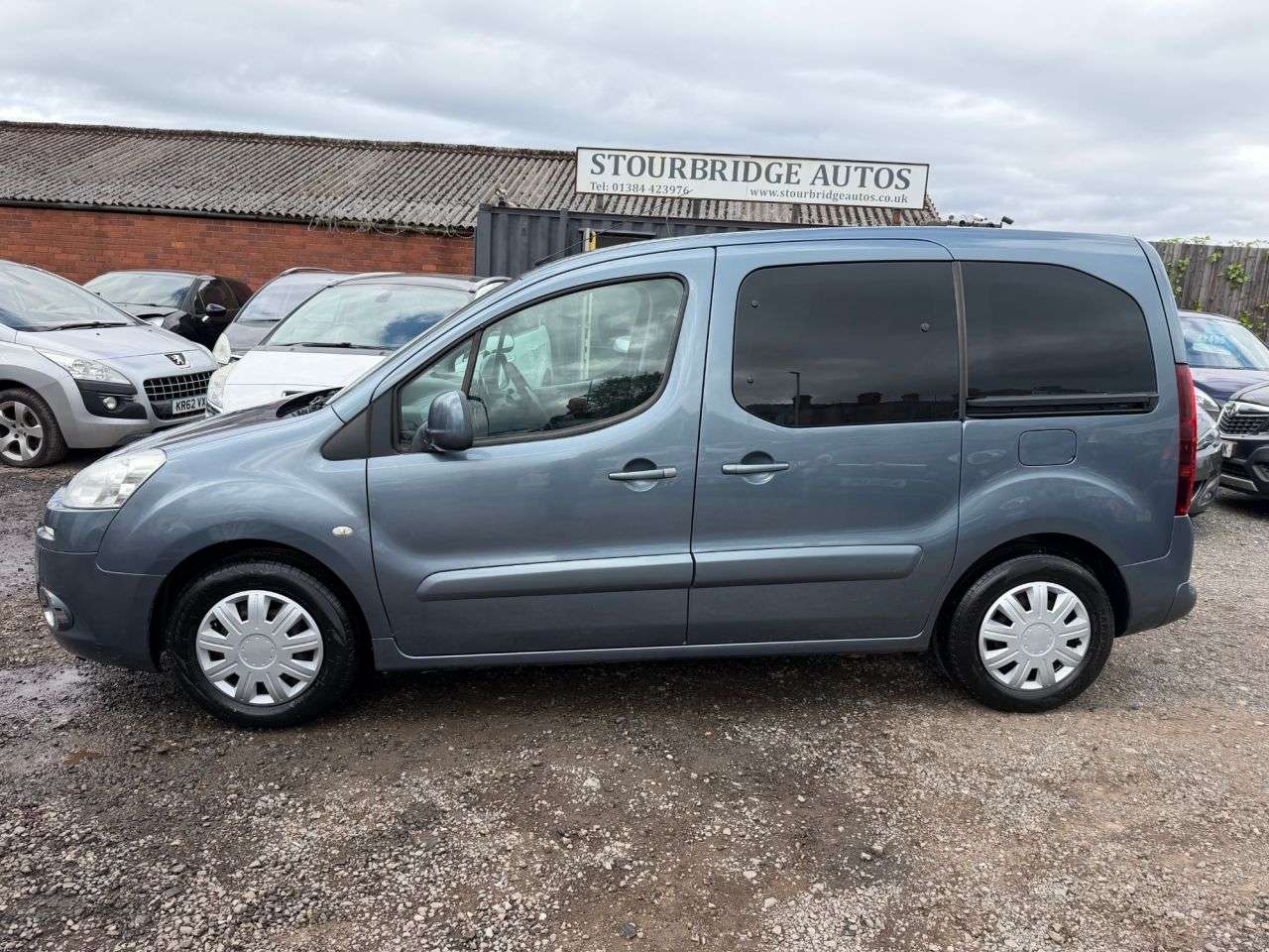 A 2012 PEUGEOT PARTNER TEPEE 1.6 HDi Tepee S MPV 5dr Diesel EGC (s/s) (125 g/km, 92 bhp) ** 3 Months War A 2012 PEUGEOT PARTNER TEPEE 1.6 HDi Tepee S MPV 5dr Diesel EGC (s/s) (125 g/km, 92 bhp) ** 3 Months War