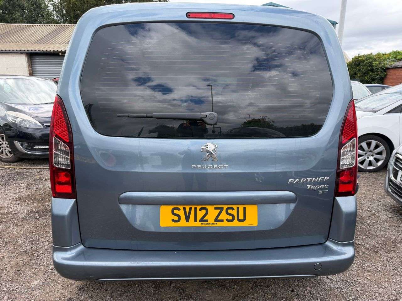 2012 PEUGEOT PARTNER TEPEE 2012 PEUGEOT PARTNER TEPEE