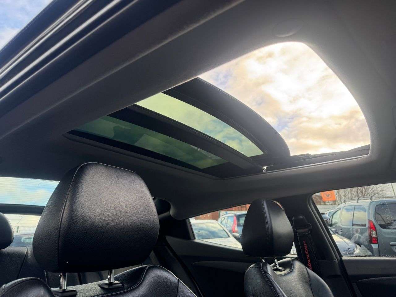 2013 HYUNDAI VELOSTER 2013 HYUNDAI VELOSTER