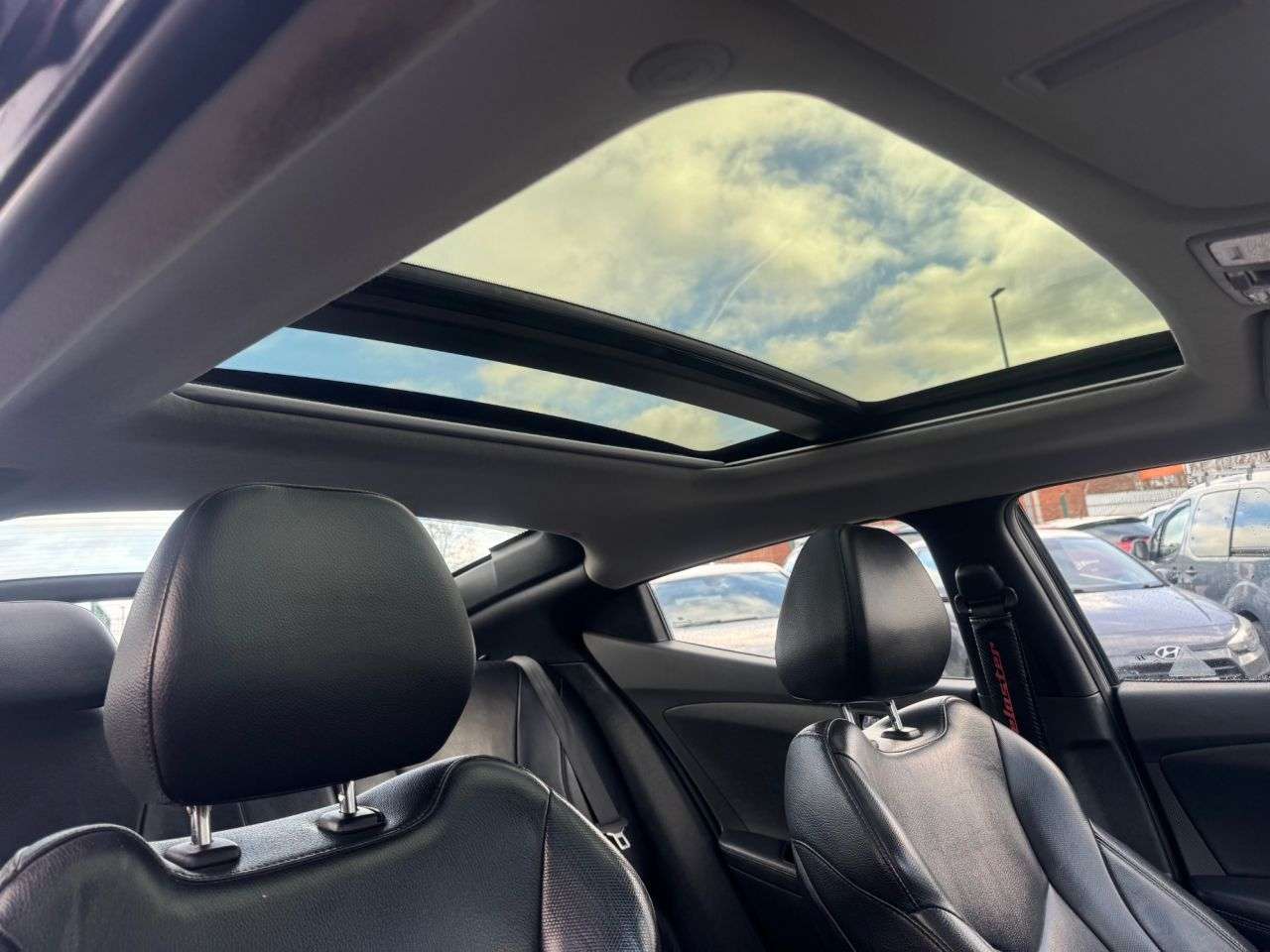 2013 HYUNDAI VELOSTER 2013 HYUNDAI VELOSTER