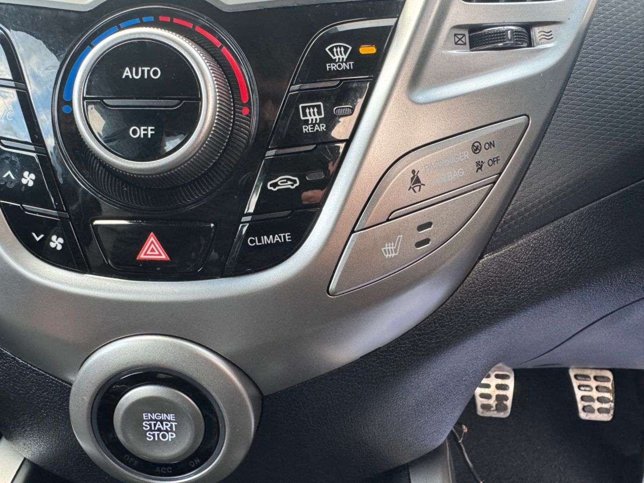 2013 HYUNDAI VELOSTER 2013 HYUNDAI VELOSTER