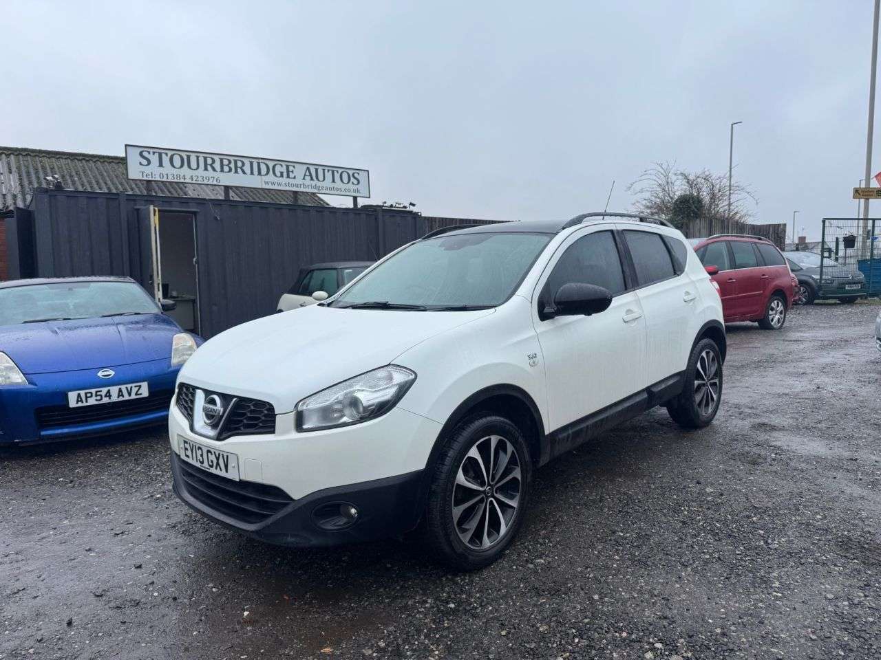 A 2013 NISSAN QASHQAI 1.5 dCi 360 SUV 5dr Diesel Manual 2WD Euro 5 (110 ps) ** 3 Month Warranty * A 2013 NISSAN QASHQAI 1.5 dCi 360 SUV 5dr Diesel Manual 2WD Euro 5 (110 ps) ** 3 Month Warranty *