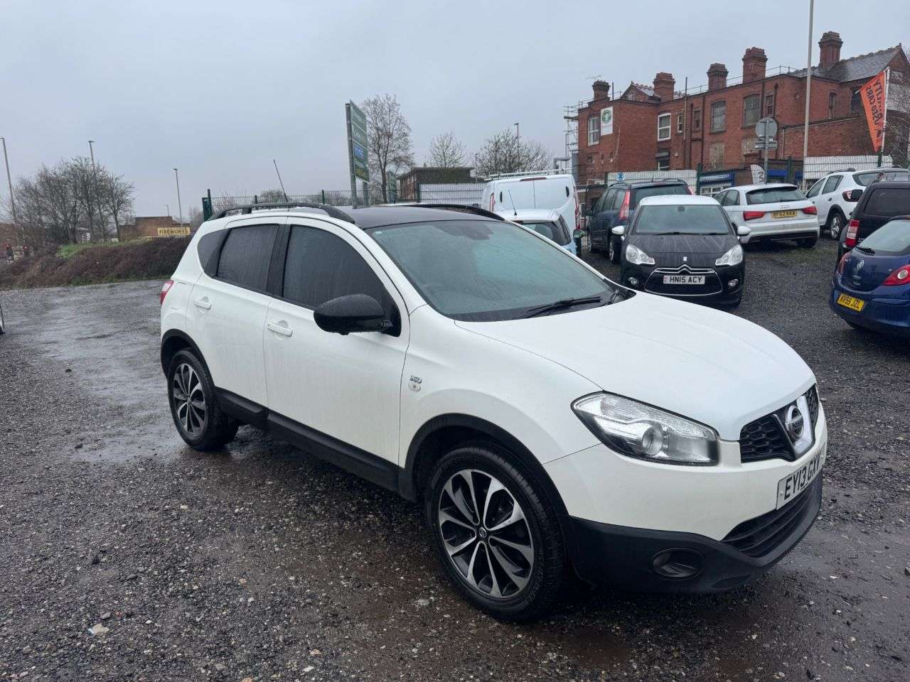 A 2013 NISSAN QASHQAI 1.5 dCi 360 SUV 5dr Diesel Manual 2WD Euro 5 (110 ps) ** 3 Month Warranty * A 2013 NISSAN QASHQAI 1.5 dCi 360 SUV 5dr Diesel Manual 2WD Euro 5 (110 ps) ** 3 Month Warranty *