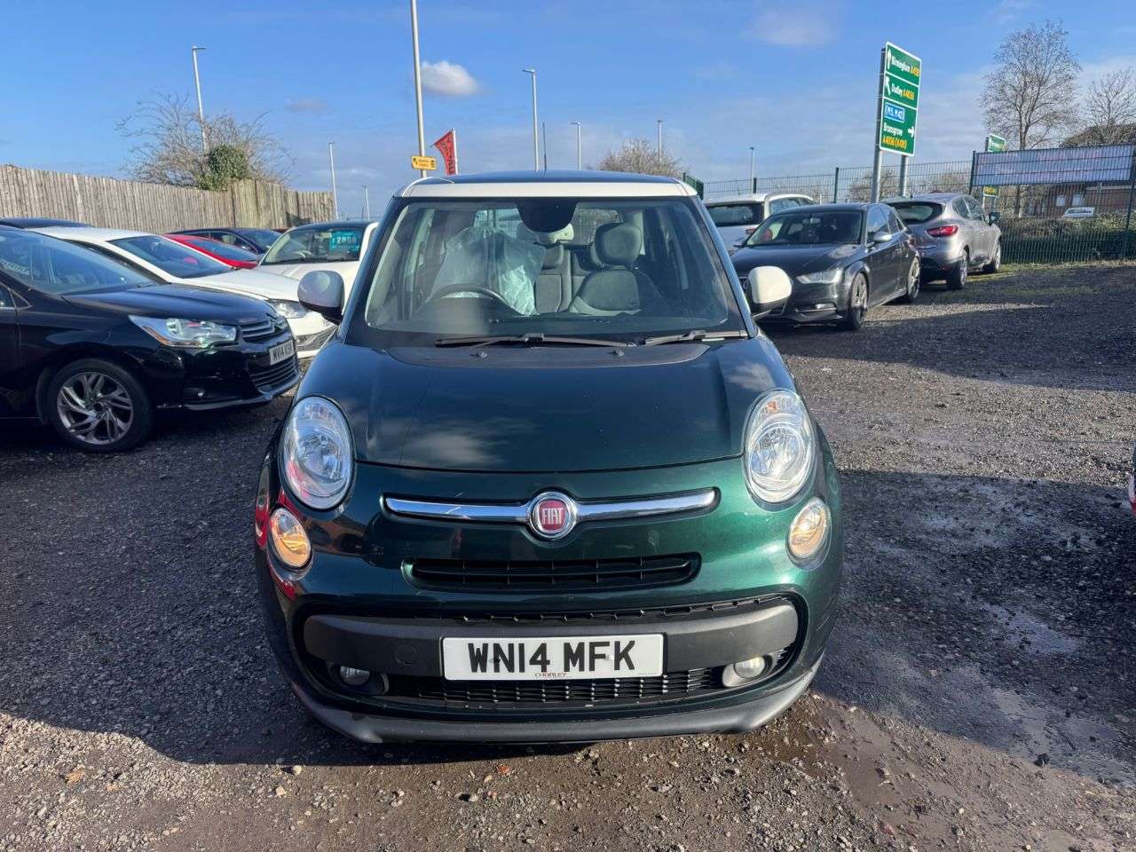 A 2014 FIAT 500L 1.3 MultiJet Lounge MPV 5dr Diesel Manual Euro 5 (s/s) (85 bhp) ** 3 Month A 2014 FIAT 500L 1.3 MultiJet Lounge MPV 5dr Diesel Manual Euro 5 (s/s) (85 bhp) ** 3 Month