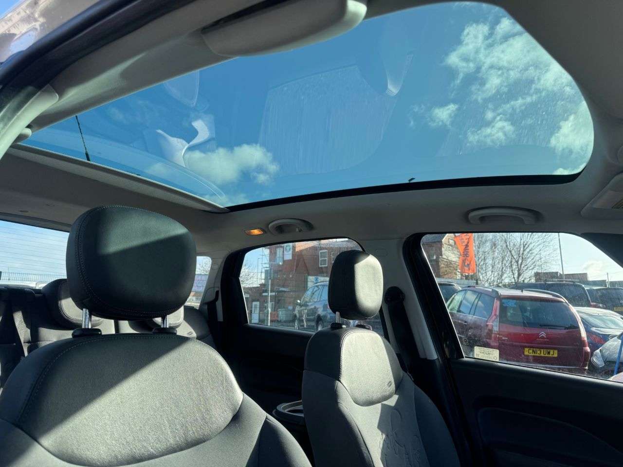 2014 FIAT 500L 2014 FIAT 500L