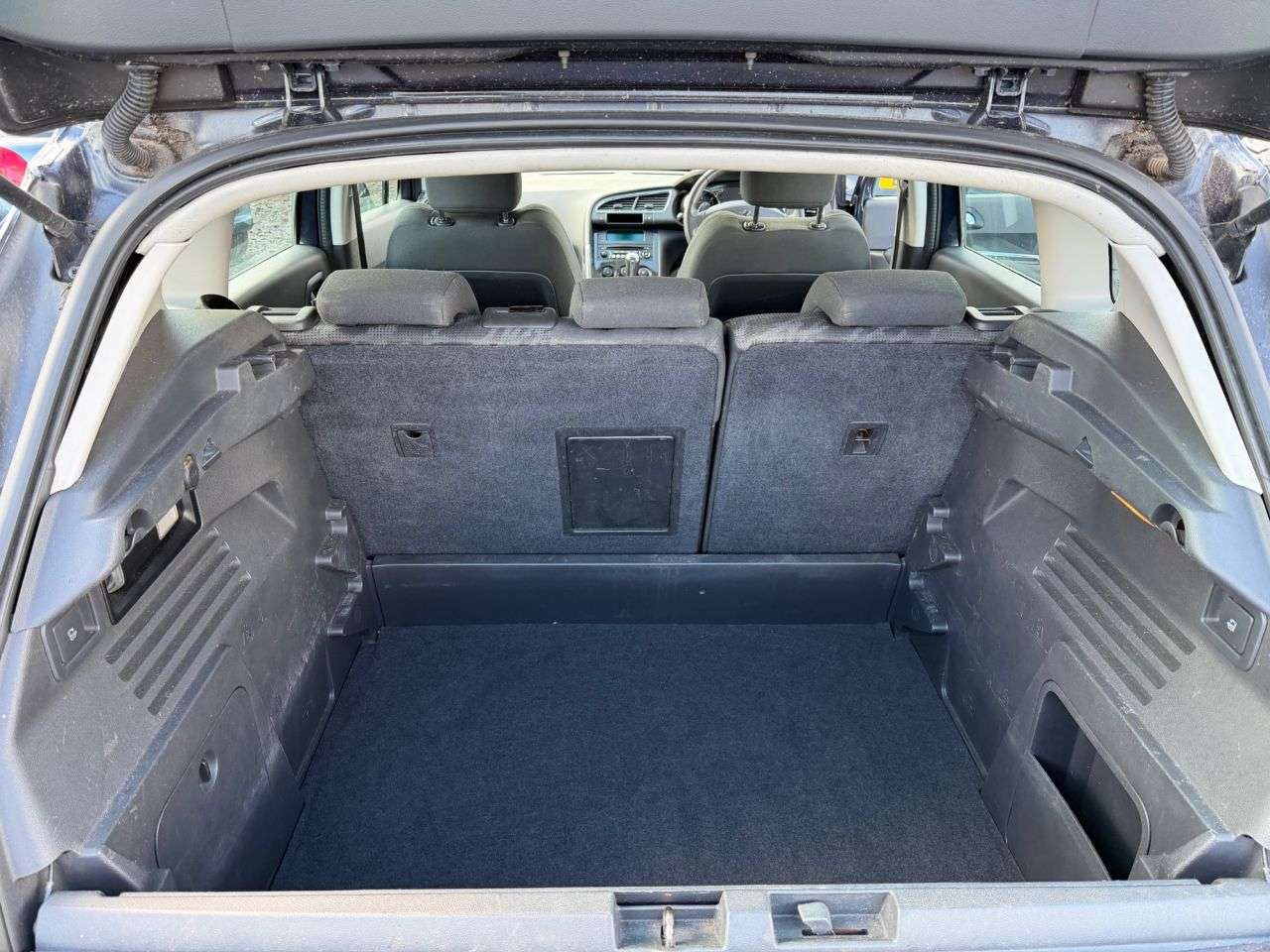 2013 PEUGEOT 3008 2013 PEUGEOT 3008