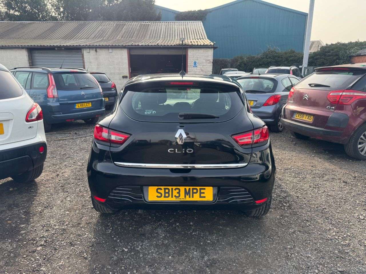 2013 RENAULT CLIO 2013 RENAULT CLIO