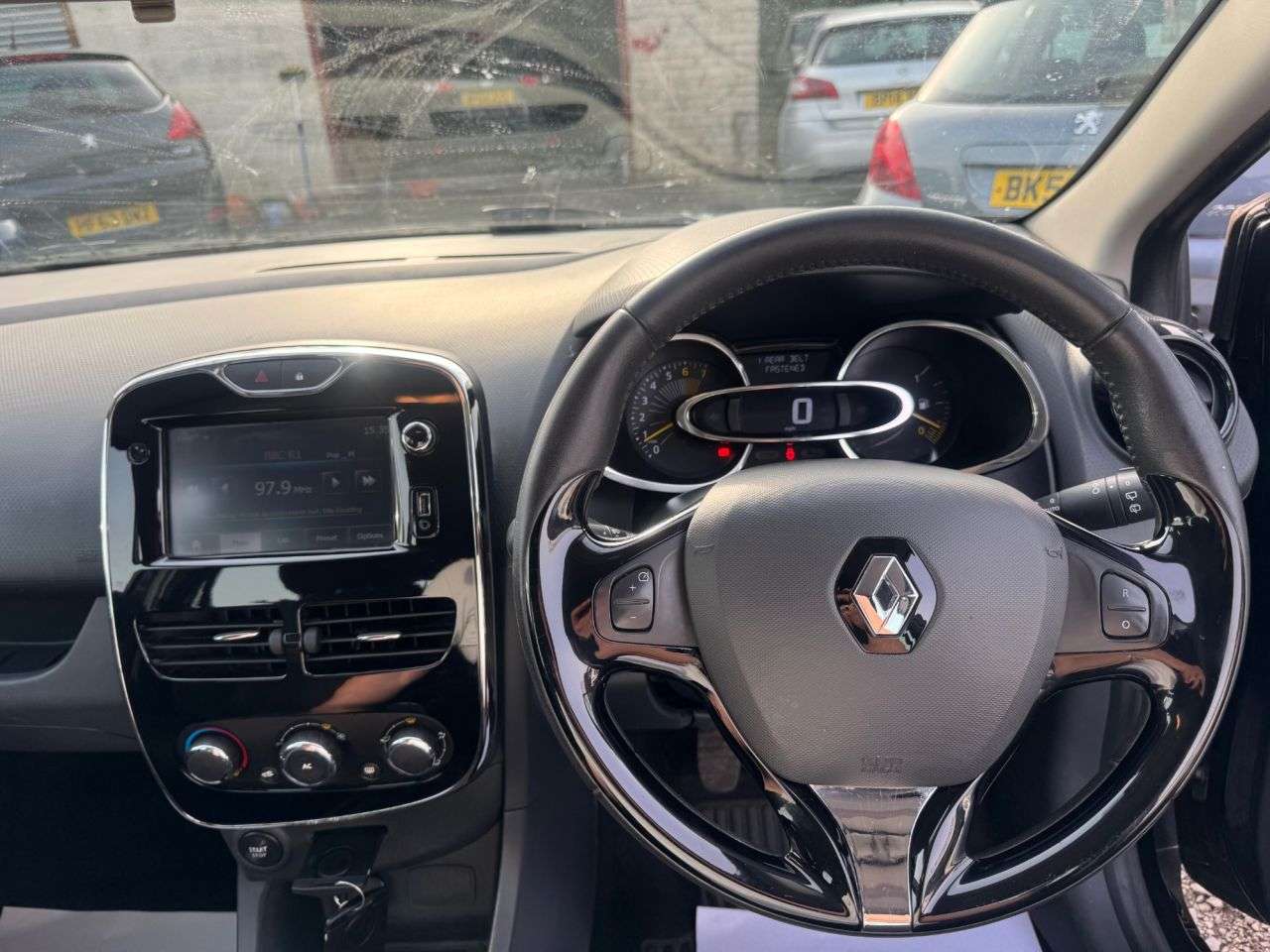 2013 RENAULT CLIO 2013 RENAULT CLIO