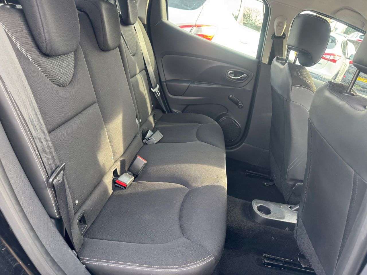 2013 RENAULT CLIO 2013 RENAULT CLIO