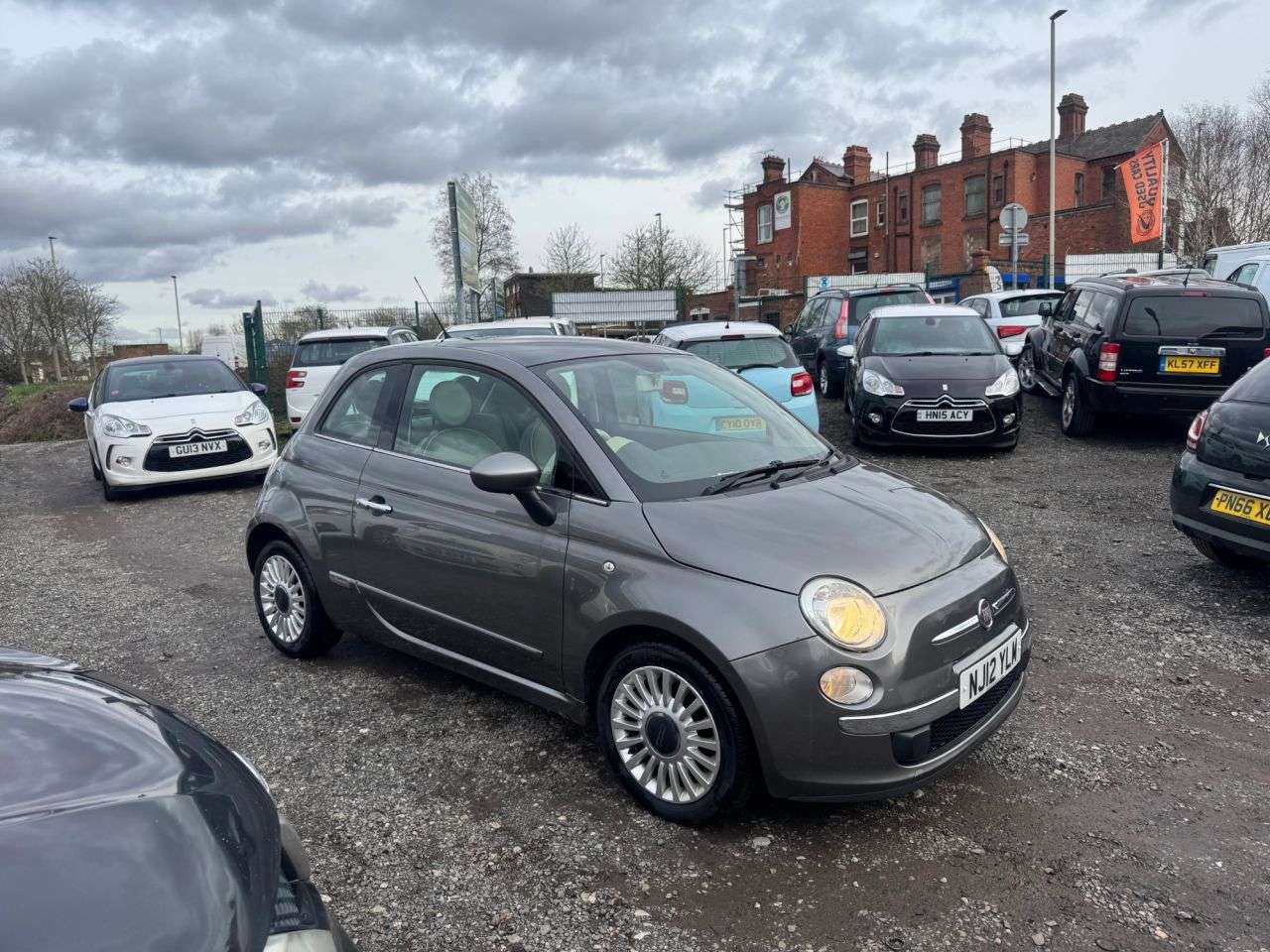 A 2012 FIAT 500 1.2 Lounge Hatchback 3dr Petrol Manual Euro 5 (s/s) (69 bhp) ** 3 Month War A 2012 FIAT 500 1.2 Lounge Hatchback 3dr Petrol Manual Euro 5 (s/s) (69 bhp) ** 3 Month War