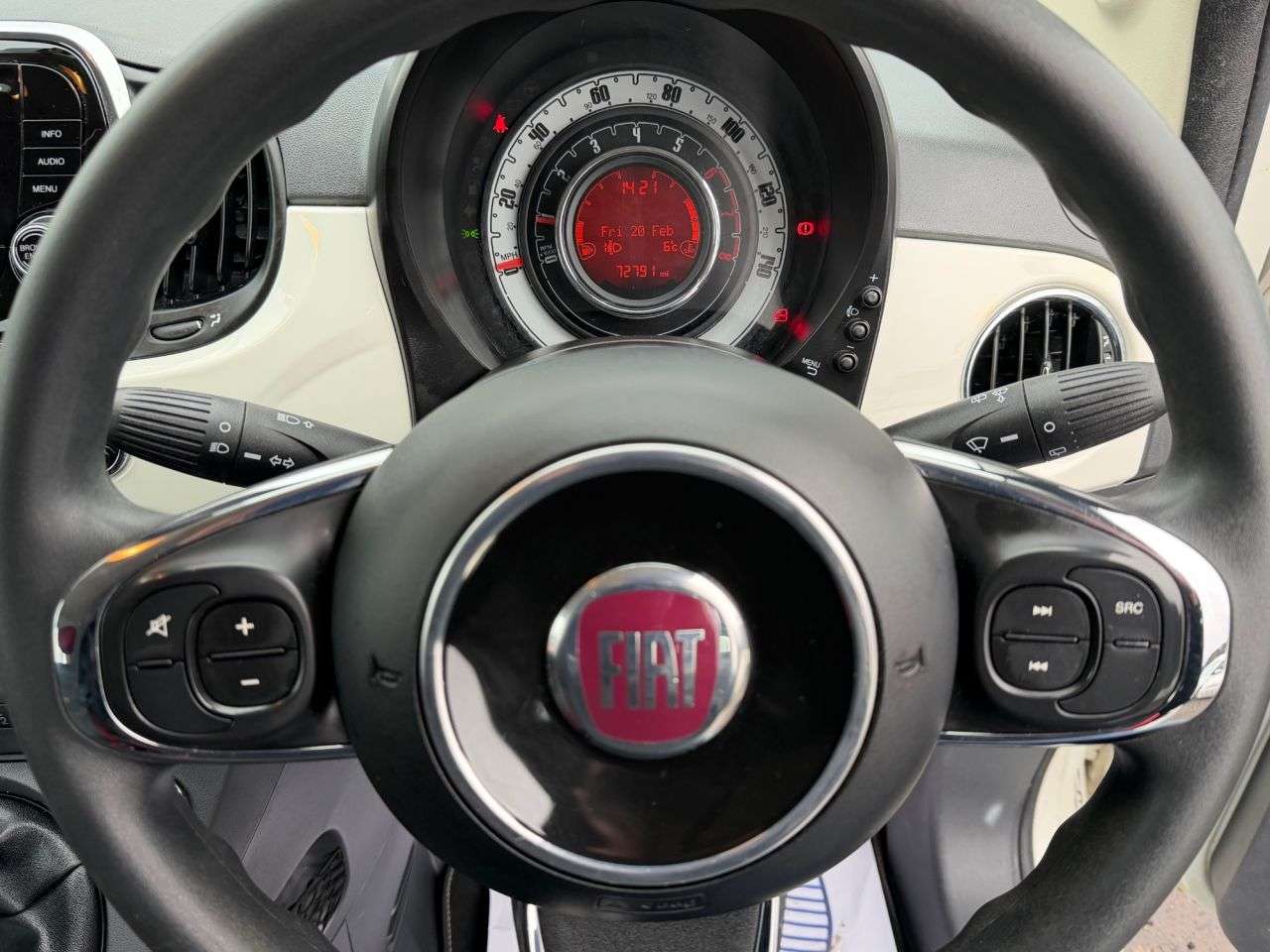 2016 FIAT 500 2016 FIAT 500