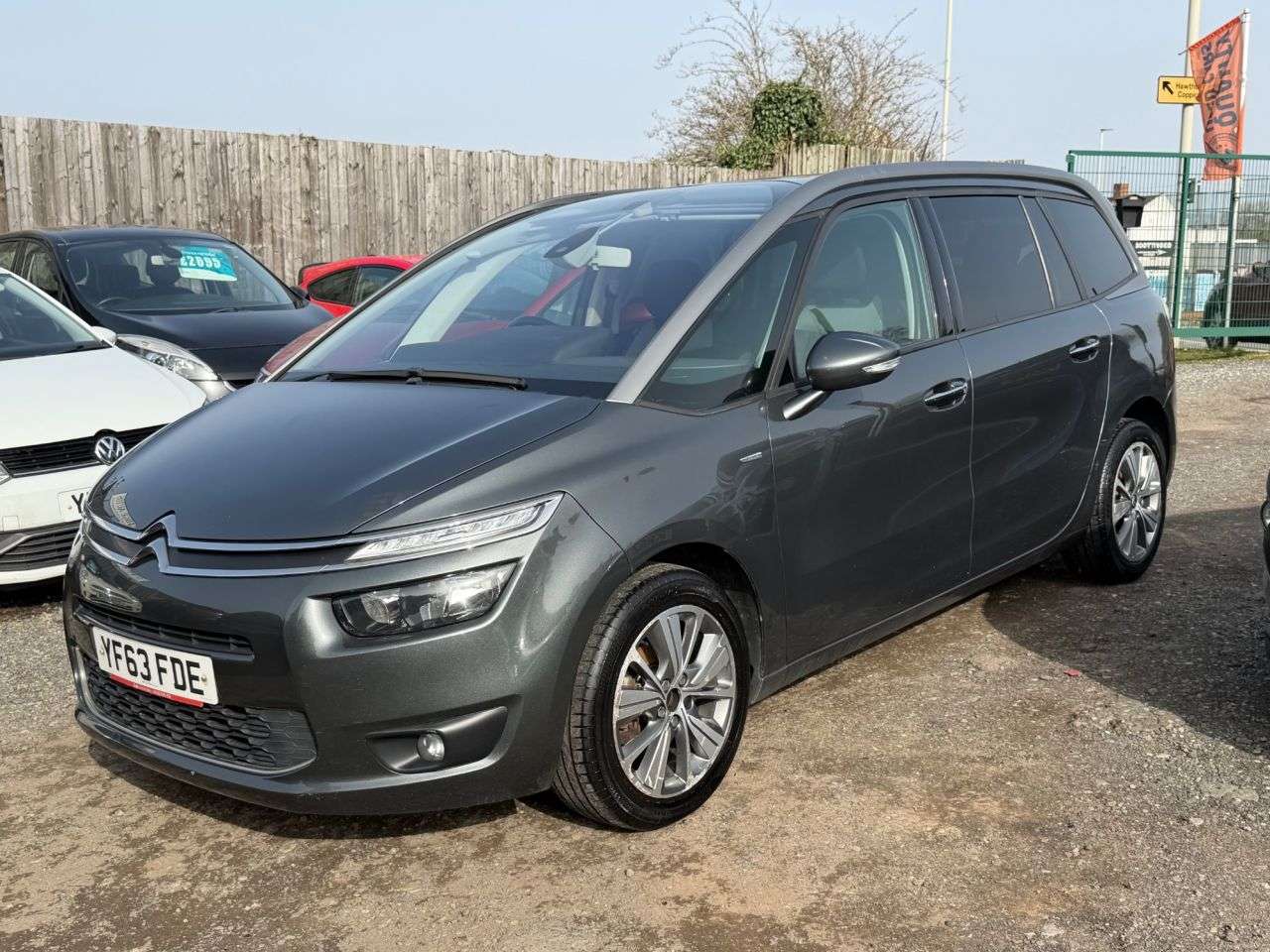 A 2013 CITROEN GRAND C4 PICASSO 1.6 e-HDi Airdream Exclusive MPV 5dr Diesel Manual Euro 5 (s/s) (115 ps) ** A 2013 CITROEN GRAND C4 PICASSO 1.6 e-HDi Airdream Exclusive MPV 5dr Diesel Manual Euro 5 (s/s) (115 ps) **