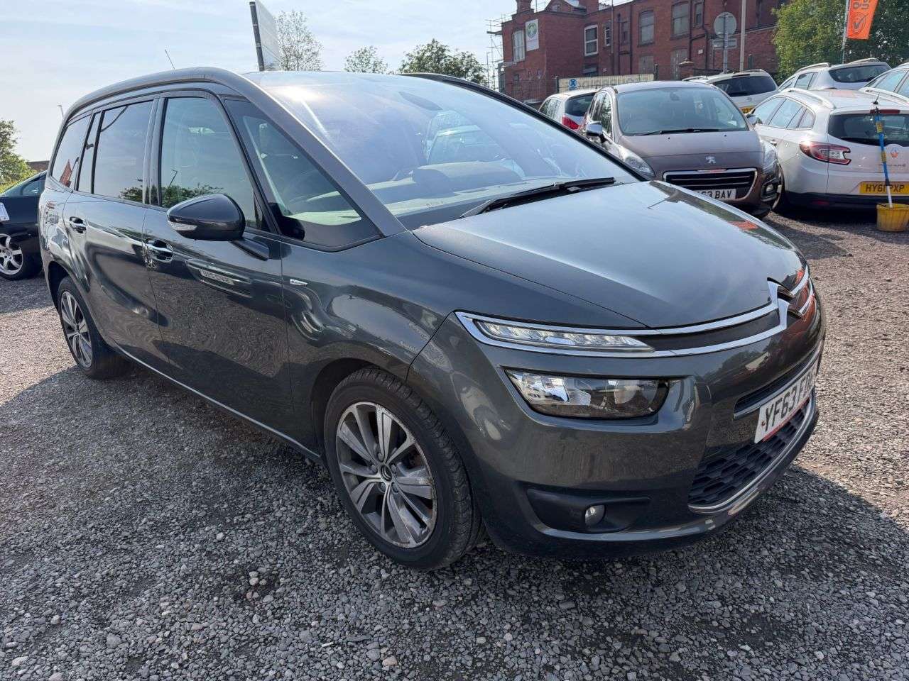 A 2013 CITROEN GRAND C4 PICASSO 1.6 e-HDi Airdream Exclusive MPV 5dr Diesel Manual Euro 5 (s/s) (115 ps) ** A 2013 CITROEN GRAND C4 PICASSO 1.6 e-HDi Airdream Exclusive MPV 5dr Diesel Manual Euro 5 (s/s) (115 ps) **
