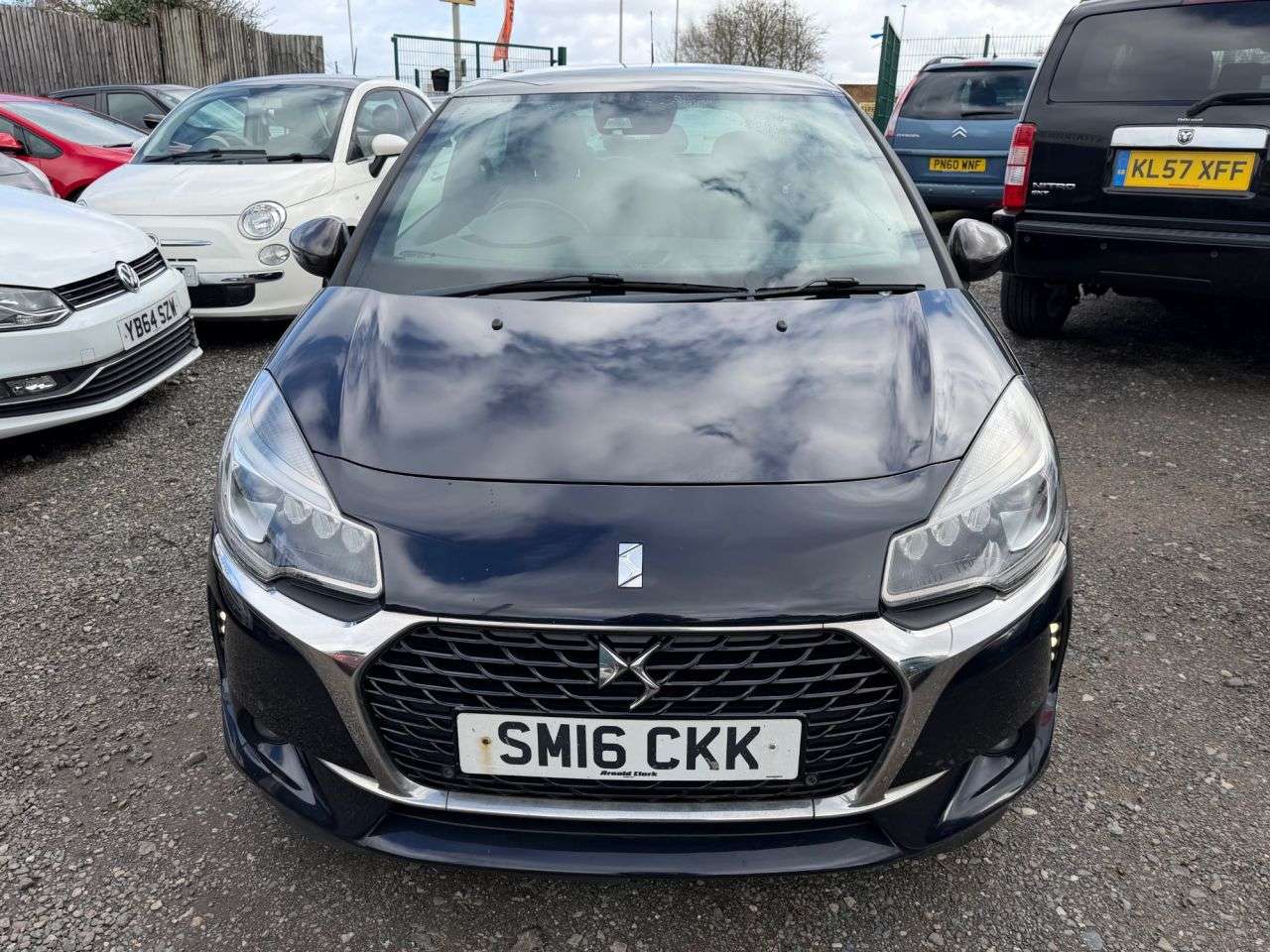 A 2016 DS DS 3 BLUEHDI PRESTIGE S/S A 2016 DS DS 3 BLUEHDI PRESTIGE S/S