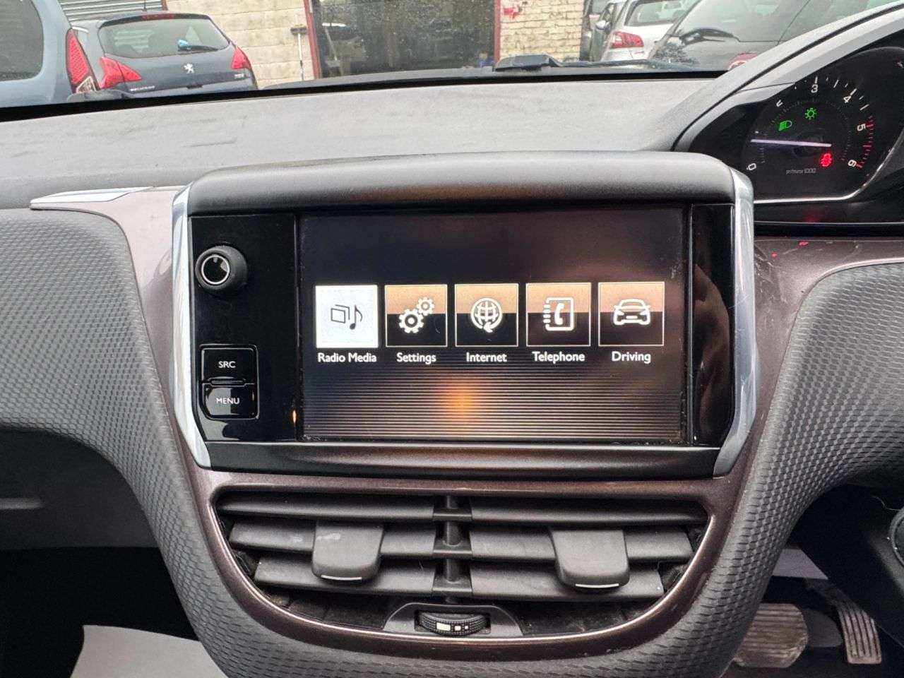 2014 PEUGEOT 2008 2014 PEUGEOT 2008