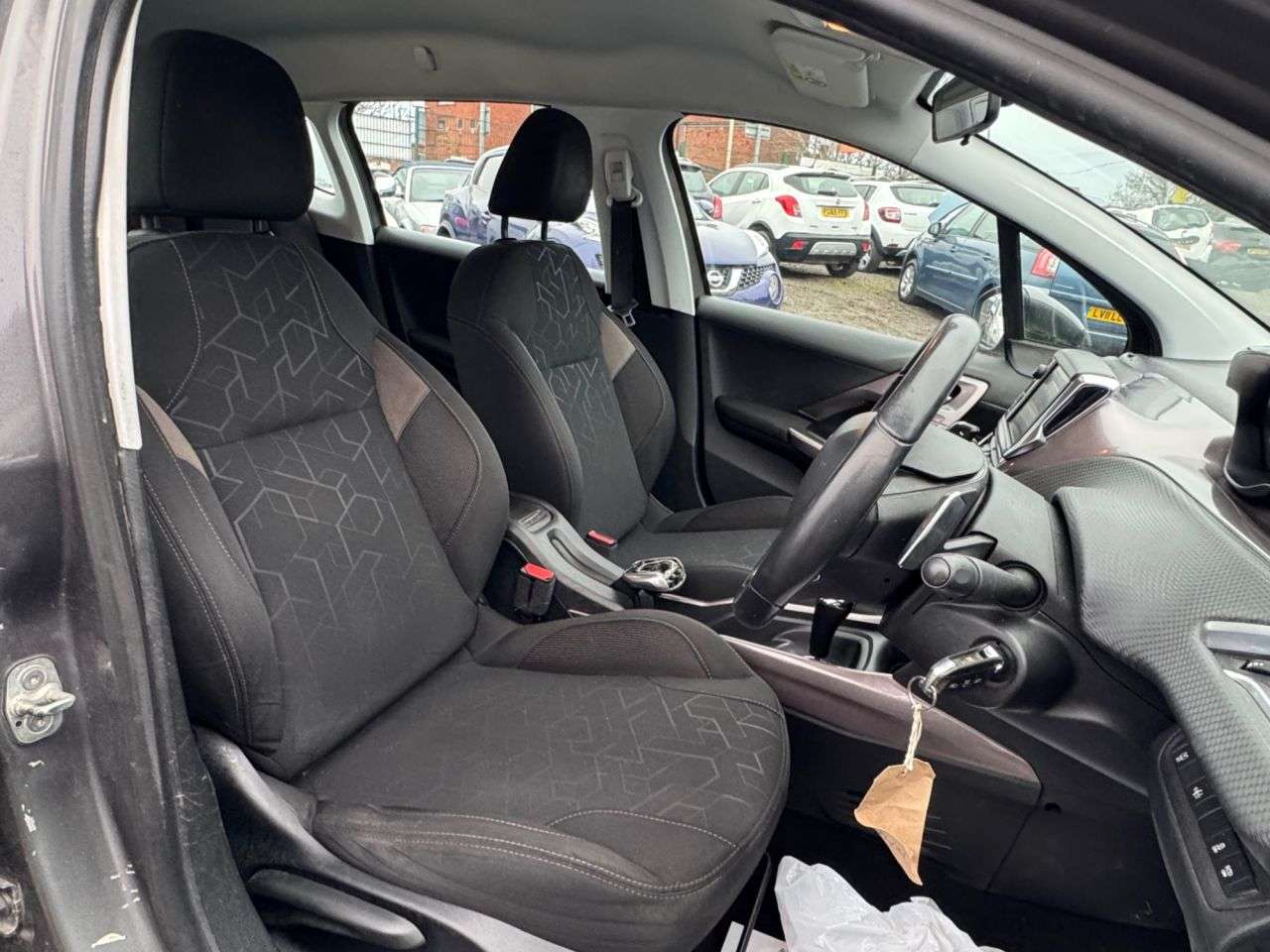 2014 PEUGEOT 2008 2014 PEUGEOT 2008