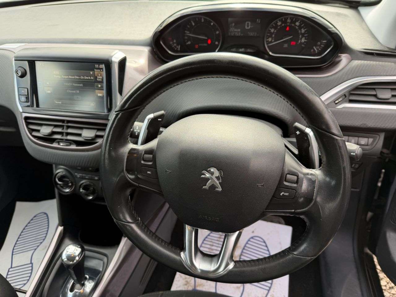 2014 PEUGEOT 2008 2014 PEUGEOT 2008