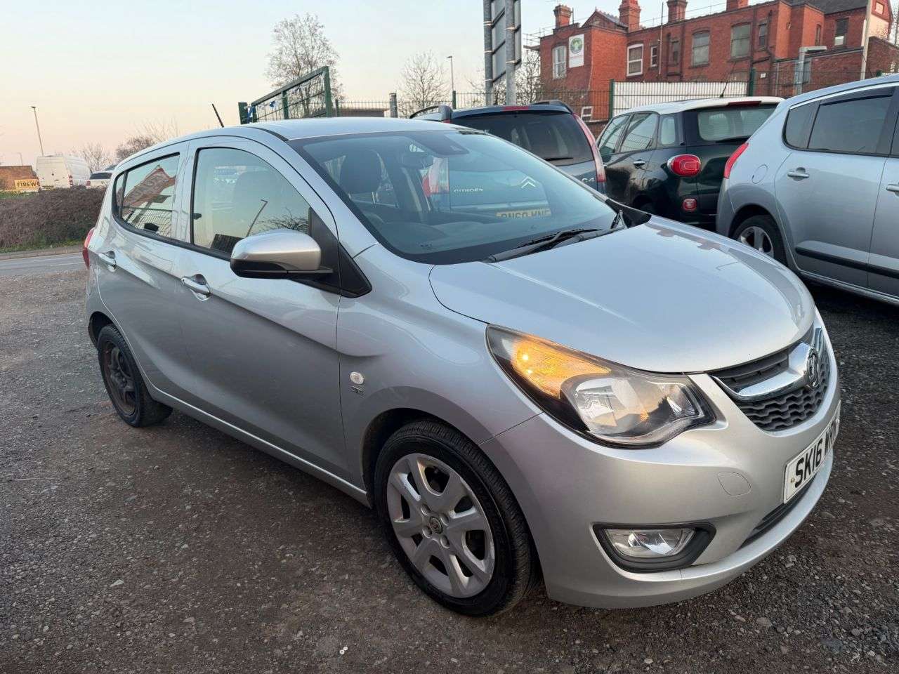 A 2016 VAUXHALL VIVA 1.0i SE Hatchback 5dr Petrol Manual Euro 6 (75 ps) LOW TAX /INSURANCE AND E A 2016 VAUXHALL VIVA 1.0i SE Hatchback 5dr Petrol Manual Euro 6 (75 ps) LOW TAX /INSURANCE AND E