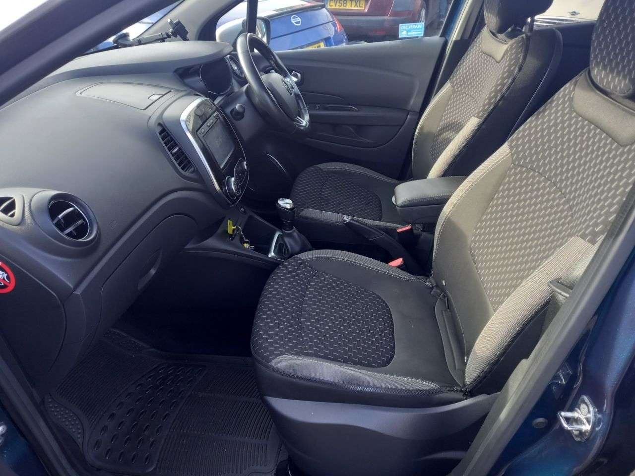 2017 RENAULT CAPTUR 2017 RENAULT CAPTUR