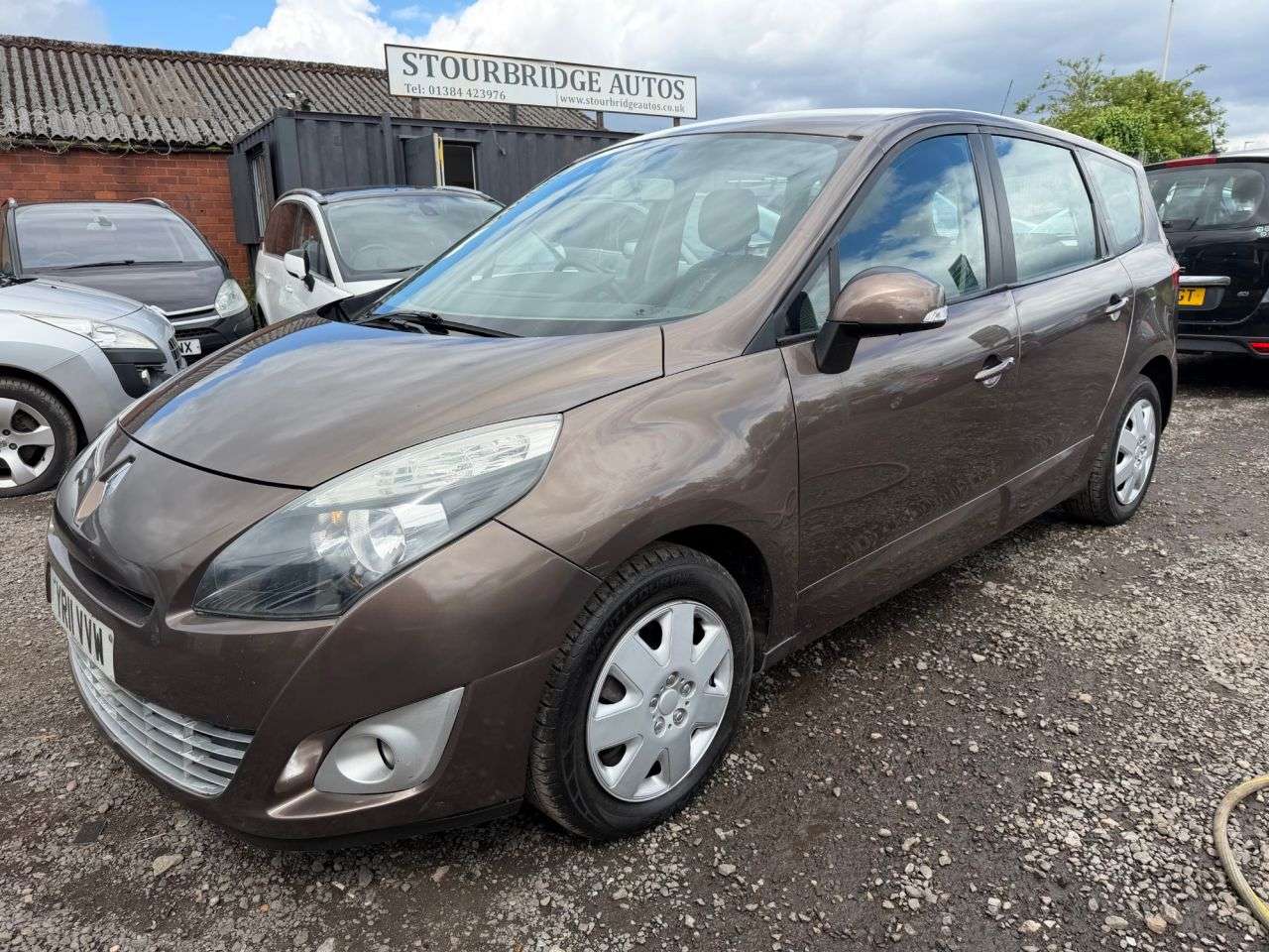 A 2011 RENAULT GRAND SCENIC 1.5 dCi Expression MPV 5dr Diesel EDC Euro 5 (110 ps) ** 3 Month Warranty * A 2011 RENAULT GRAND SCENIC 1.5 dCi Expression MPV 5dr Diesel EDC Euro 5 (110 ps) ** 3 Month Warranty *