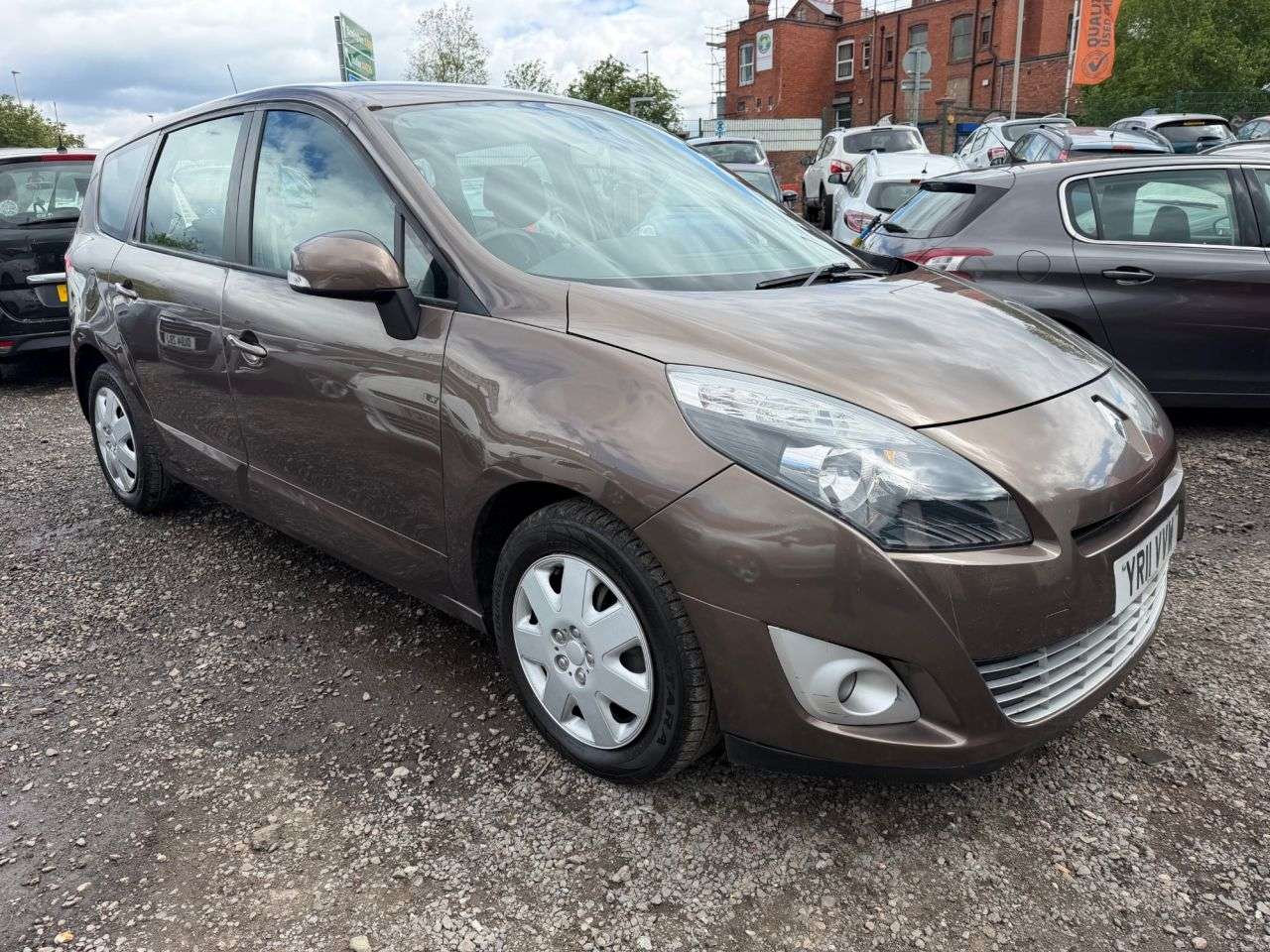 A 2011 RENAULT GRAND SCENIC 1.5 dCi Expression MPV 5dr Diesel EDC Euro 5 (110 ps) ** 3 Month Warranty * A 2011 RENAULT GRAND SCENIC 1.5 dCi Expression MPV 5dr Diesel EDC Euro 5 (110 ps) ** 3 Month Warranty *