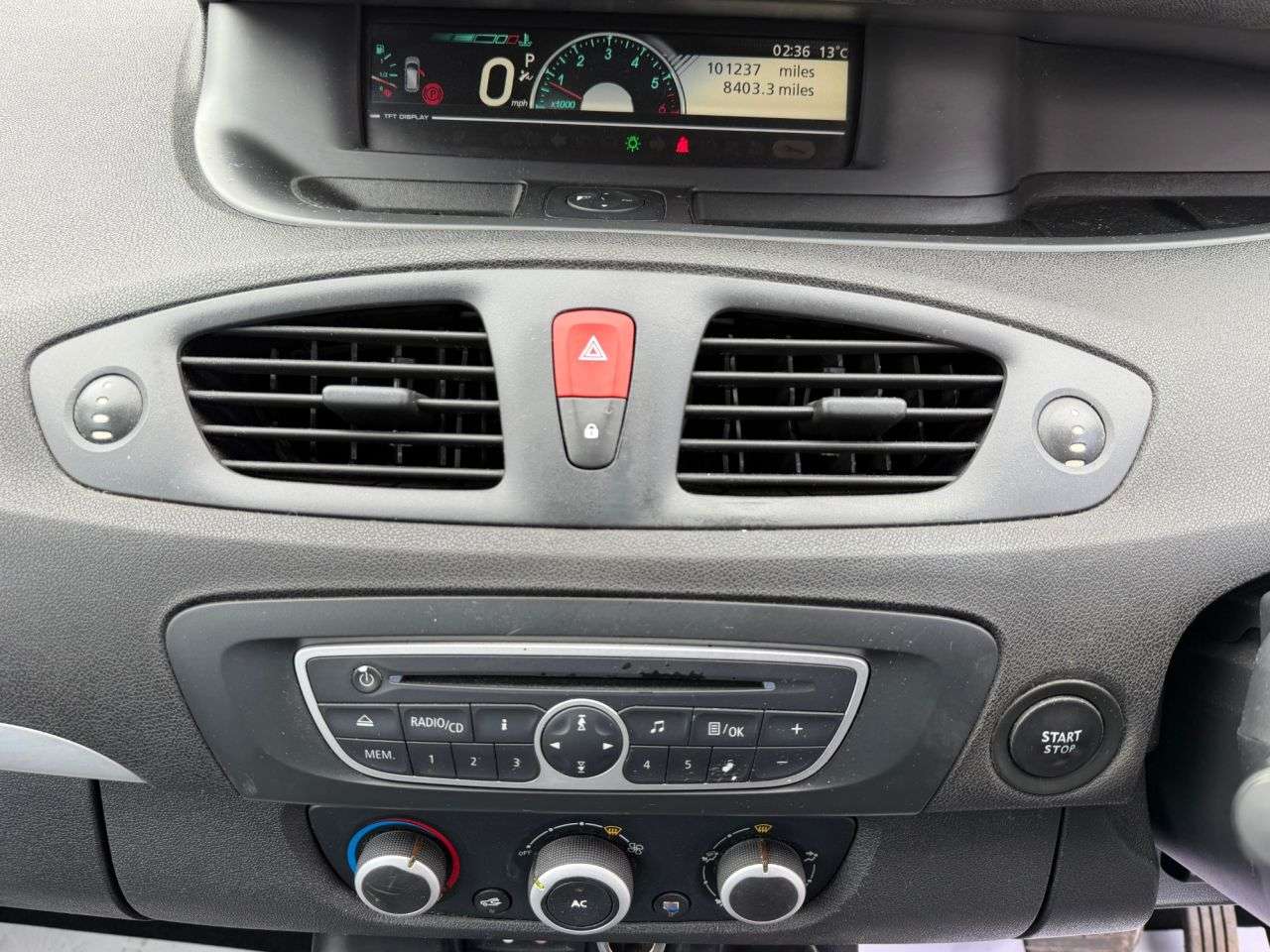 2011 RENAULT GRAND SCENIC 2011 RENAULT GRAND SCENIC