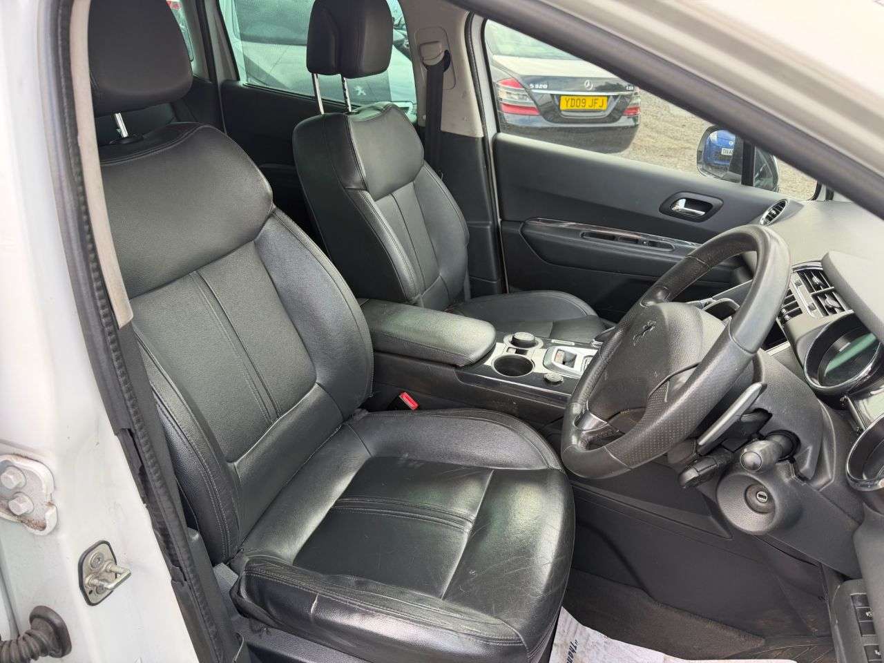 2013 PEUGEOT 3008 2013 PEUGEOT 3008