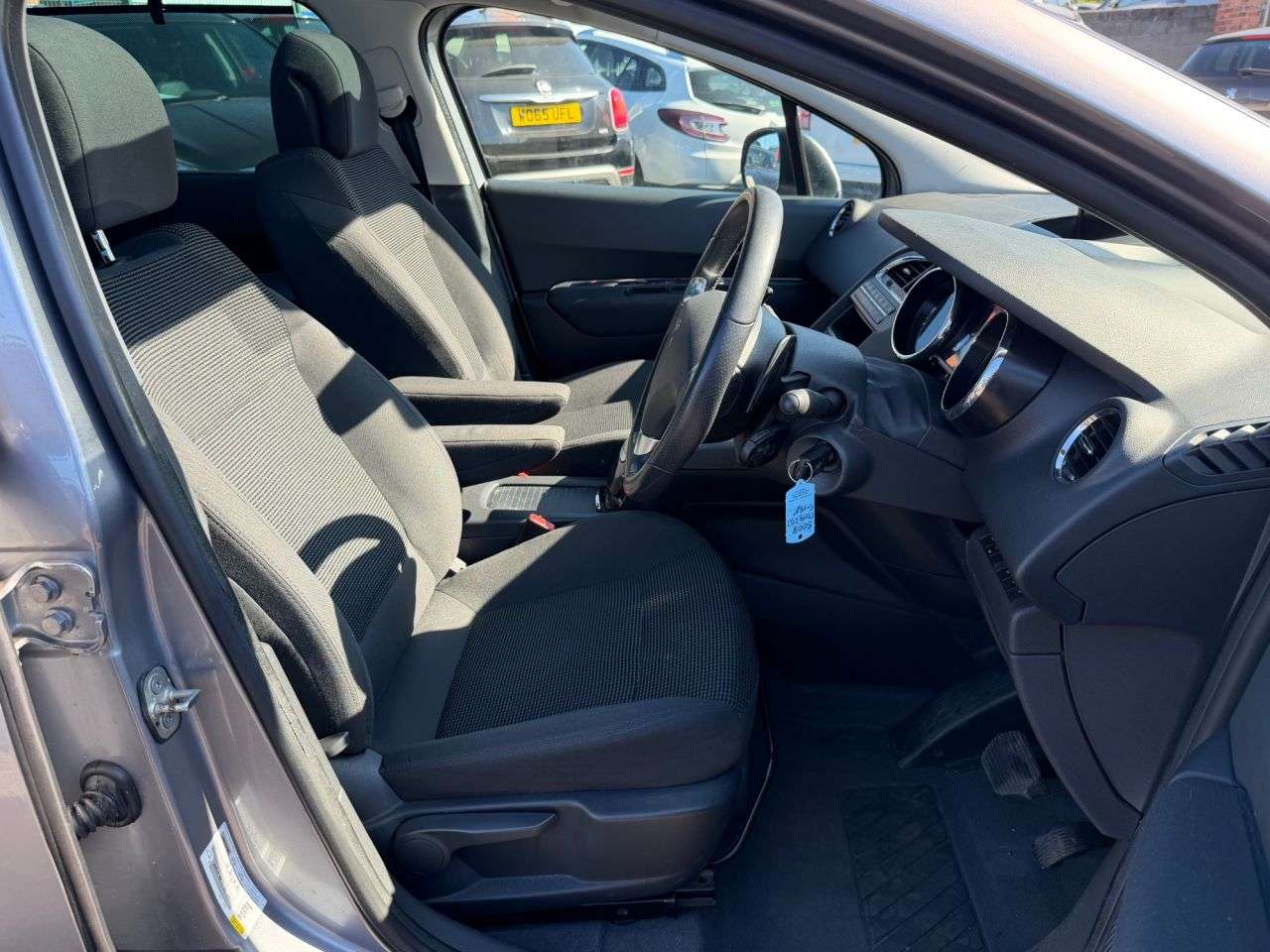 2014 PEUGEOT 5008 2014 PEUGEOT 5008