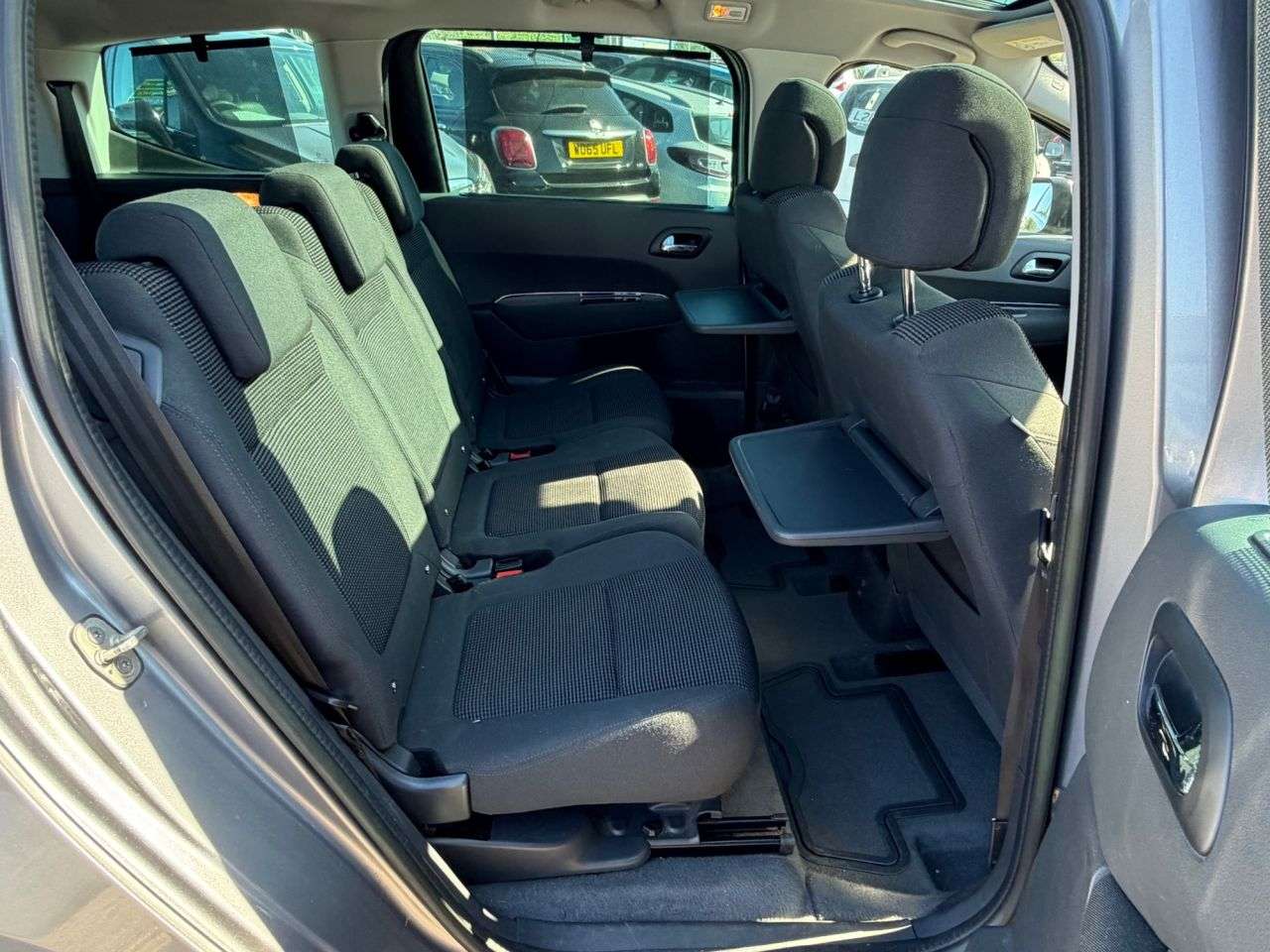 2014 PEUGEOT 5008 2014 PEUGEOT 5008