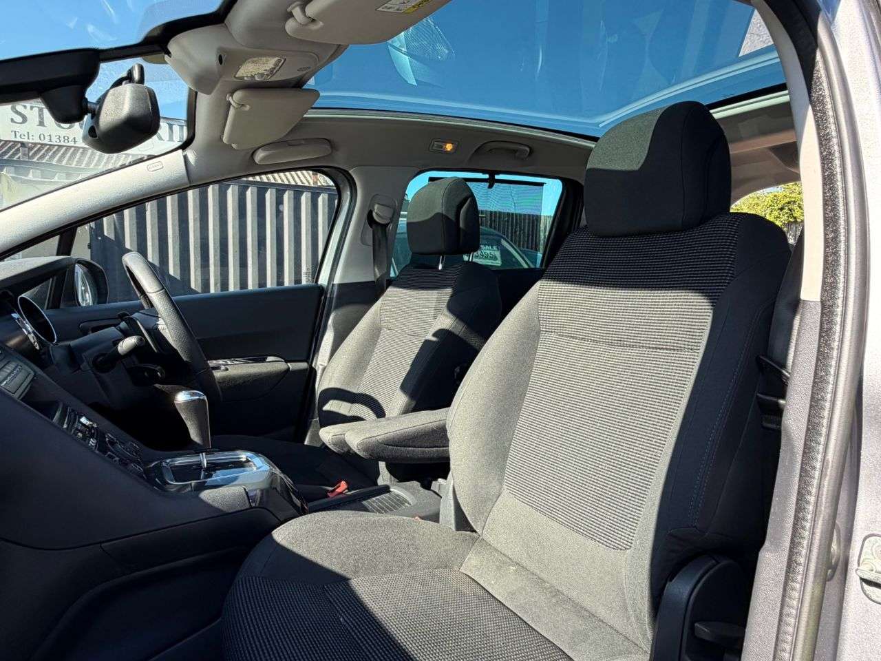 2014 PEUGEOT 5008 2014 PEUGEOT 5008