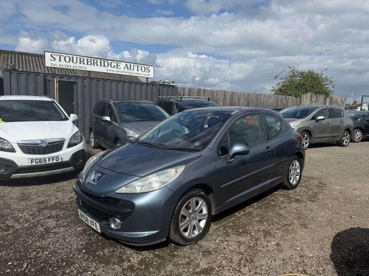 A 2008 PEUGEOT 207 1.6 16v Sport Hatchback 3dr Petrol Manual (166 g/km, 110 bhp) ** 1 Month Wa A 2008 PEUGEOT 207 1.6 16v Sport Hatchback 3dr Petrol Manual (166 g/km, 110 bhp) ** 1 Month Wa