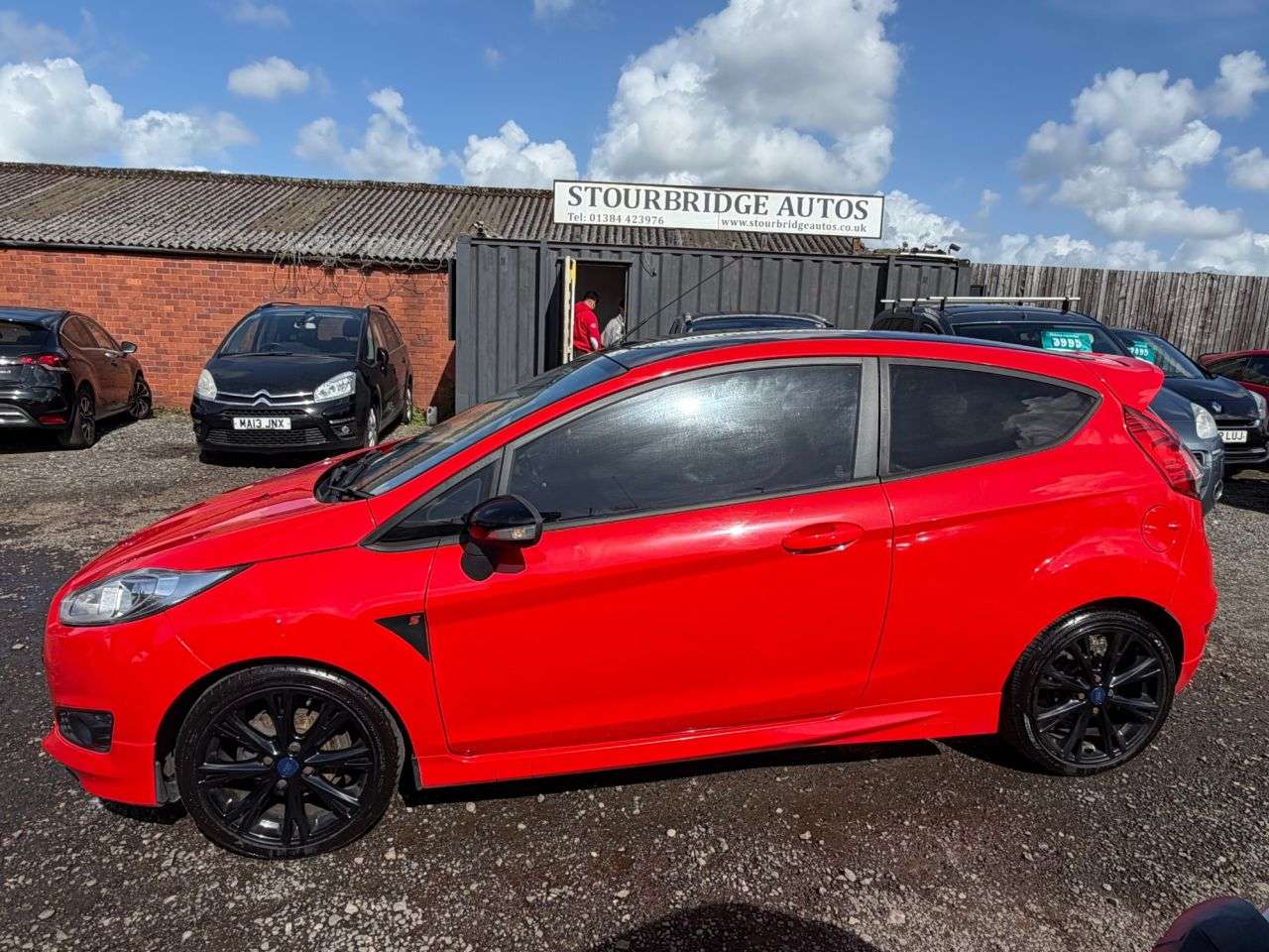 A 2015 FORD FIESTA 1.0T EcoBoost Zetec S Red Edition Hatchback 3dr Petrol Manual Euro 6 (s/s) A 2015 FORD FIESTA 1.0T EcoBoost Zetec S Red Edition Hatchback 3dr Petrol Manual Euro 6 (s/s)