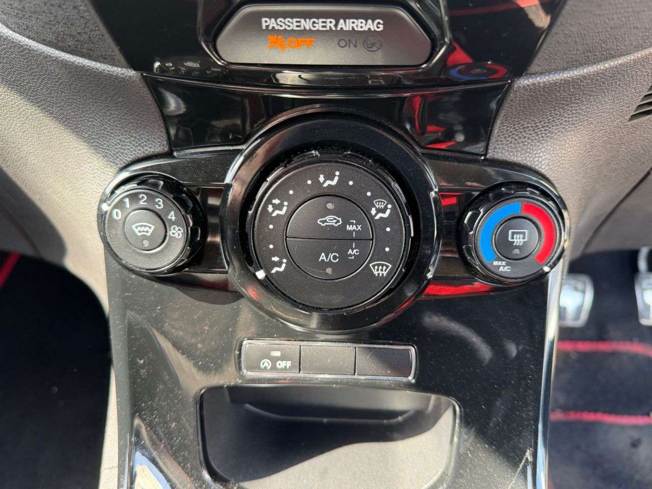 2015 FORD FIESTA 2015 FORD FIESTA