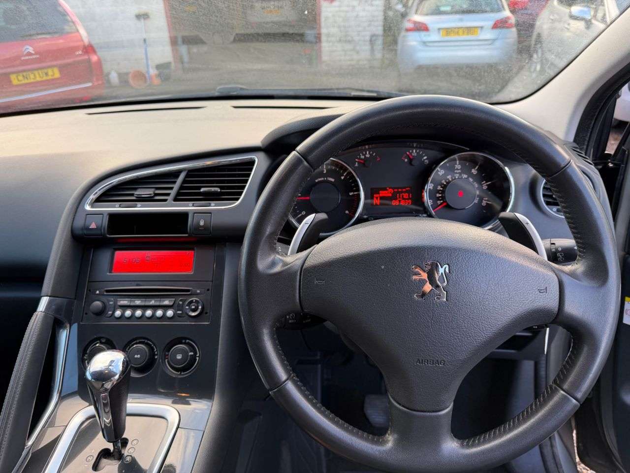 2013 PEUGEOT 3008 2013 PEUGEOT 3008