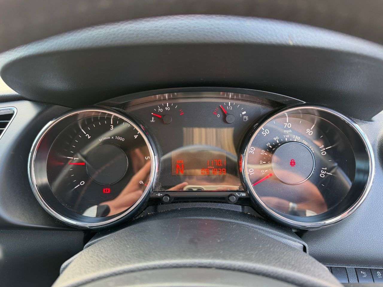 2013 PEUGEOT 3008 2013 PEUGEOT 3008