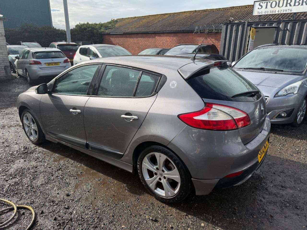 2010 RENAULT MEGANE 2010 RENAULT MEGANE